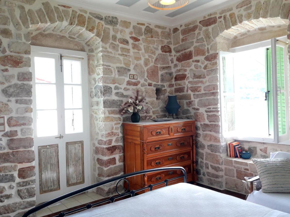1836 Traditional House バティ エクステリア 写真